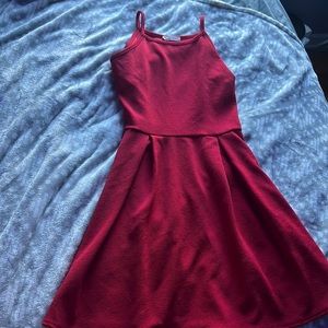 PRETTY RED DRESS